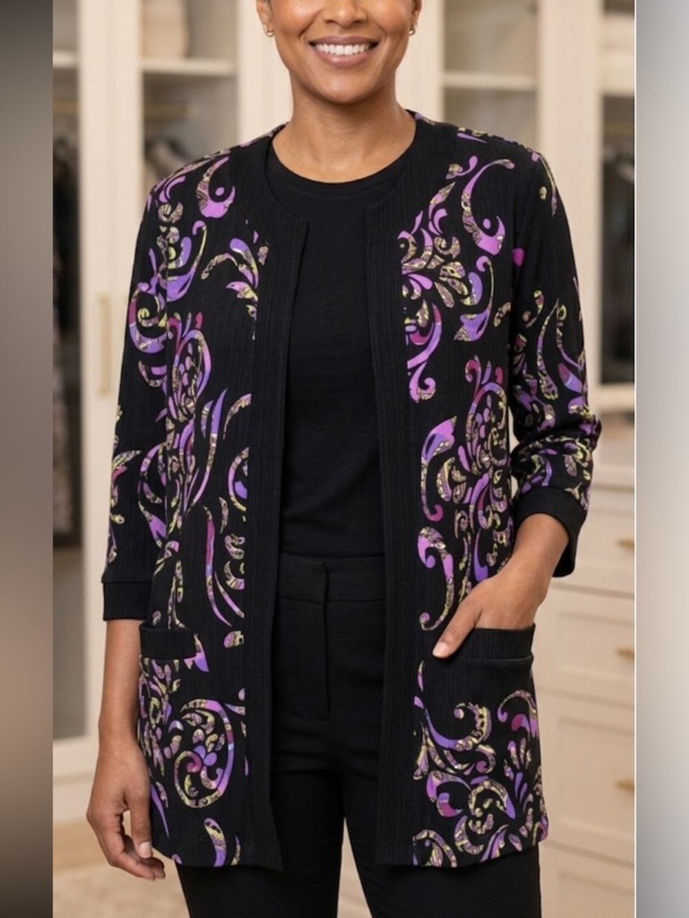 TANJAY PAISLEY print in Purple open Cardigan
3/4 length sleeves Size SMALL